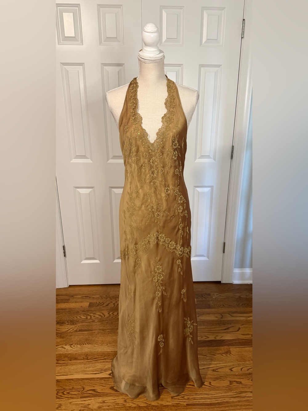 Coqueta International Dress XL Gold Embroidered Halter Formal Gown Y2K Maxi